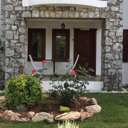 Alp Inn Villas Турунч Экстерьер фото
